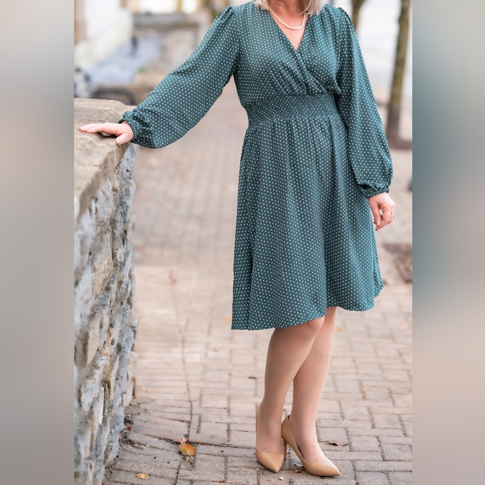 Super Cute ! Draper James Teal Polka Dot Long Sleeve Dress
